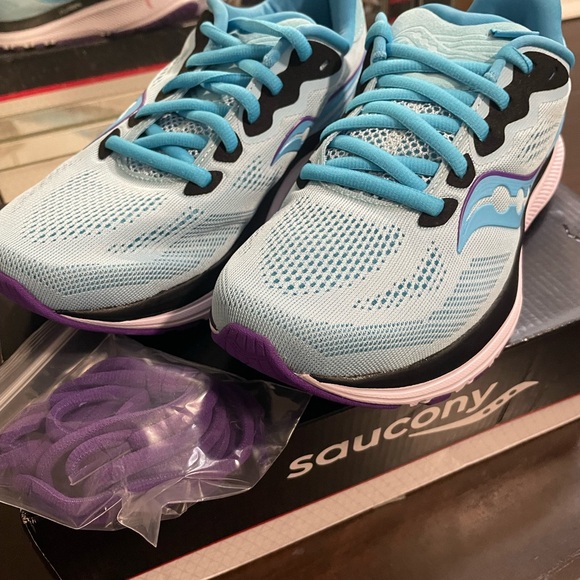 NIB Saucony size 6 Ride 14 Powder/Concord Blue sneakers - Picture 6 of 6